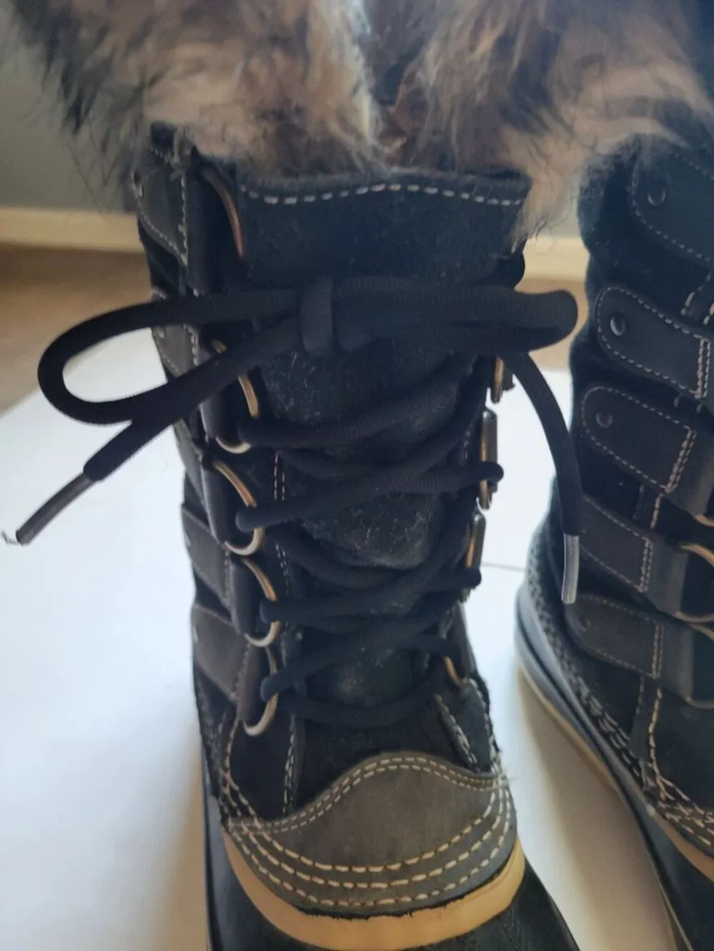 Sorel Joan of Arctic Waterproof Winter Boots Black Suede Faux Fur Women's Size 9